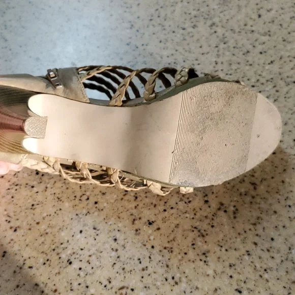 **Clearance** Madden Girl cage sandals - Picture 8 of 12